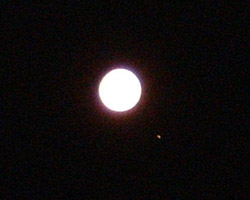 月と火星のランデブ〜